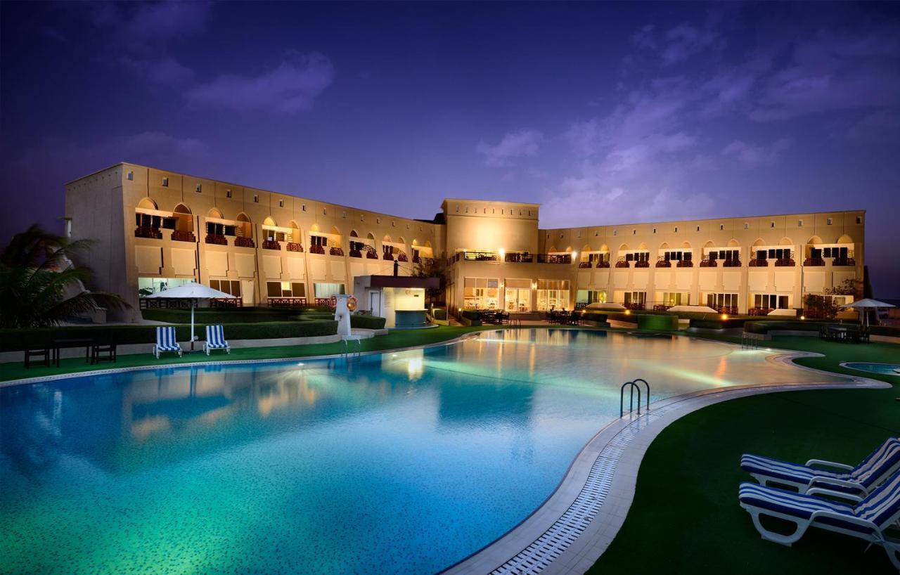 Masira Island Resort Hilf Экстерьер фото